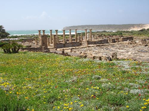 The ruins of Baelo Claudio are on the unspoilt beach at Bolonia about 1 hour from Casa Alhambra.