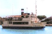 Book your excursion up the Guadalquivir river at Fábrica de Hielo, on the waterfront at Sanlúcar de Barrameda